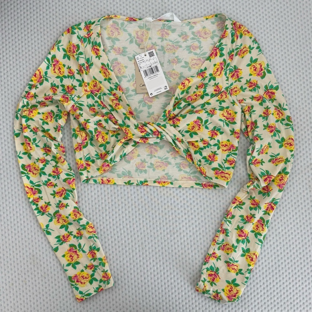 MANGO Women’s Bright Floral Printed Knot Long Sleeve Crop Top Size Large - Picture 2 of 13